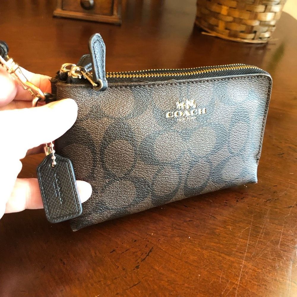 COACH - Signature Corner/Double Zip Wristlet Brown/Black Covered Canvas. PERFECT - Picture 10 of 16